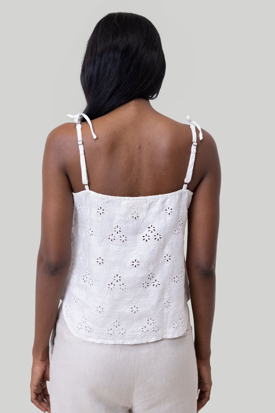 Reistor Tops | Tie-Up Camisole In White Embroidery Coconut White