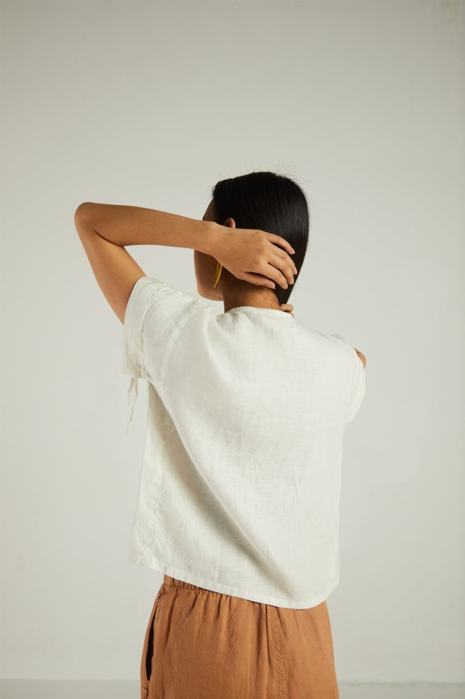 Reistor Tops | The Daydreams Shirt Shell Off-White