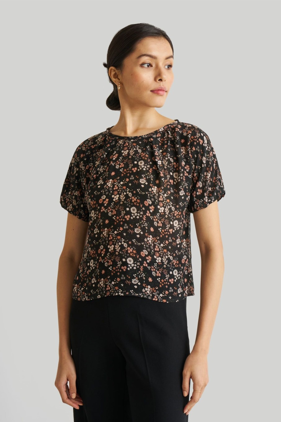 Reistor Tops | Balloon Sleeve Printed Top Wildflower Waltz