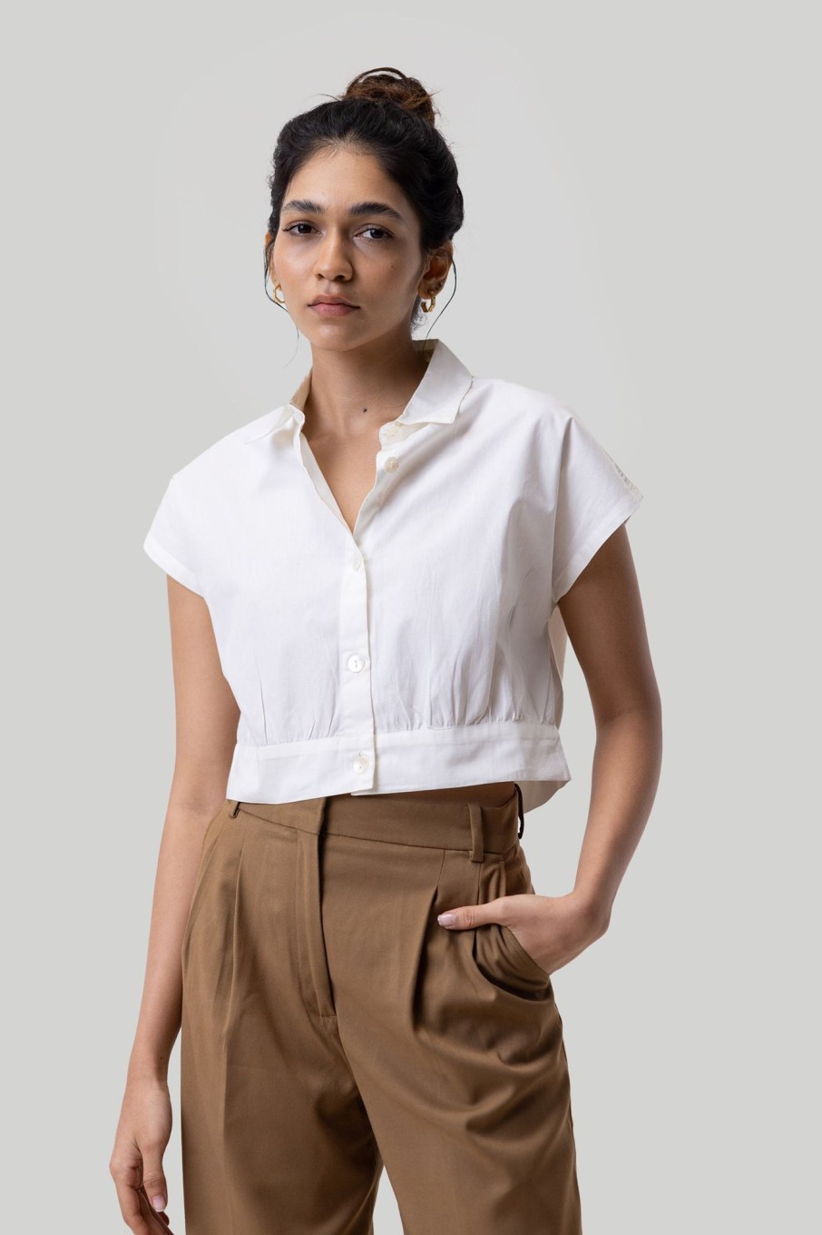 Reistor Tops | Oversized Crop Shirt Off-White