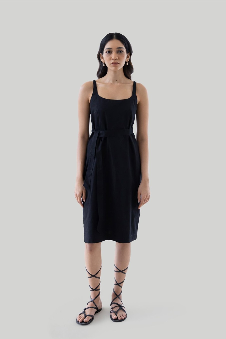 Reistor Dresses | Fitted Knee Length Dress In Black