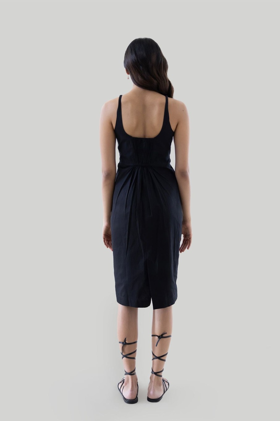 Reistor Dresses | Fitted Knee Length Dress In Black