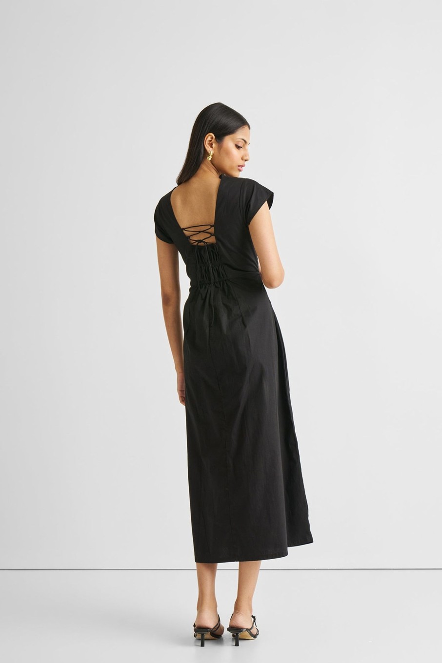 Reistor Dresses | Ruched Dress With Front Slit In Black