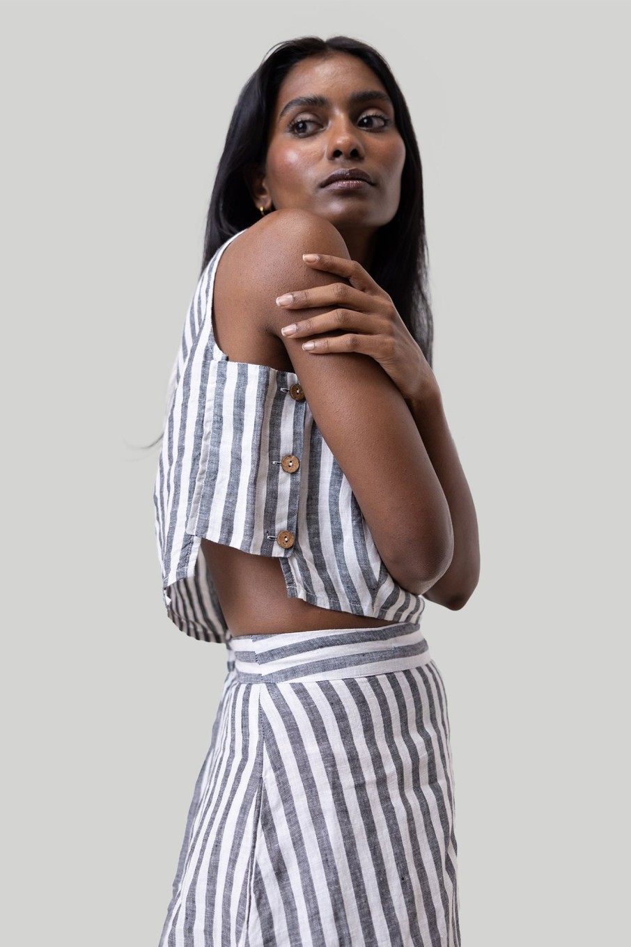 Reistor Tops | Boxy Crop Top In Linen Stripes Striped-Linen