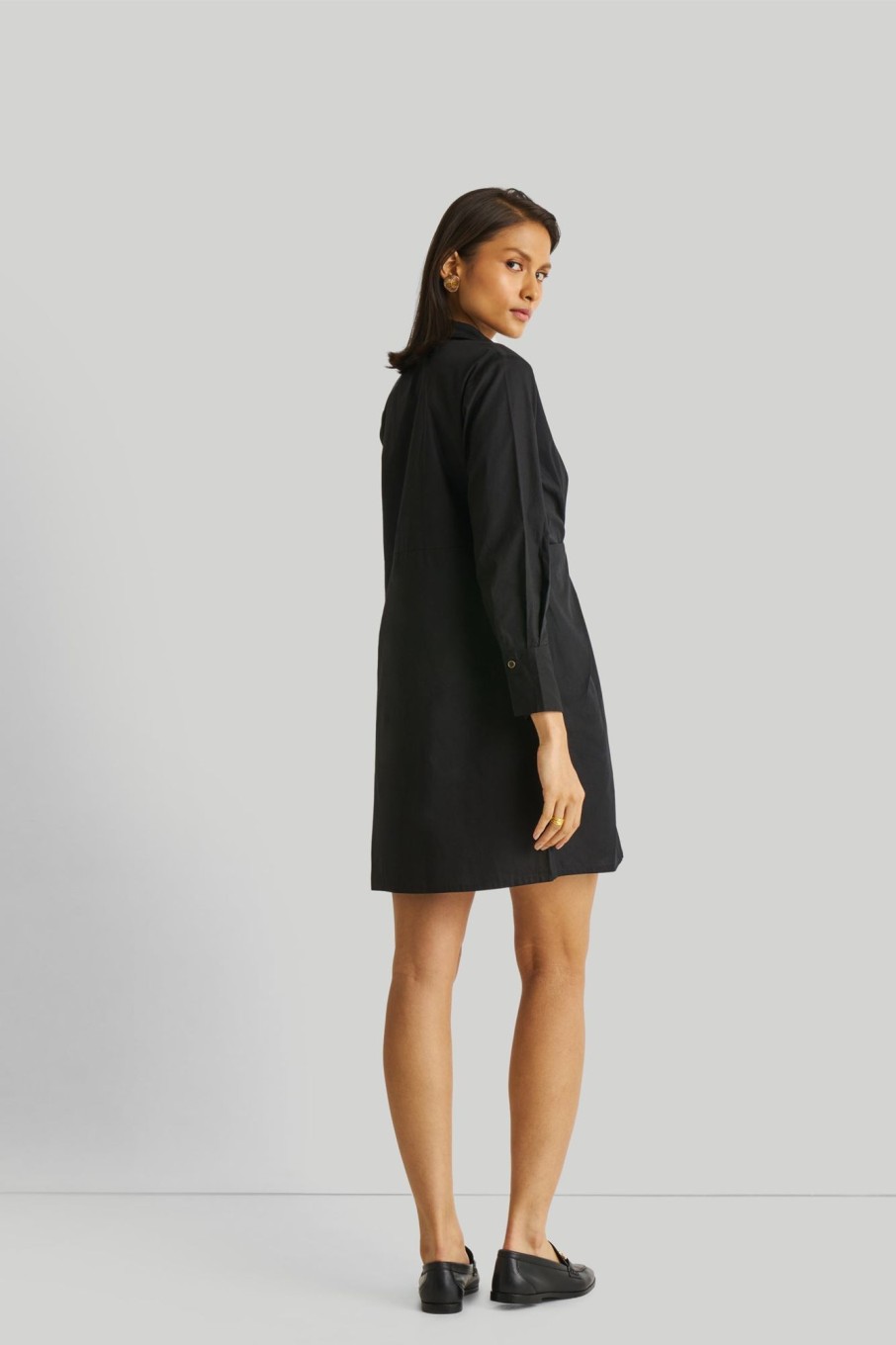 Reistor Dresses | Front Twist Dress Black