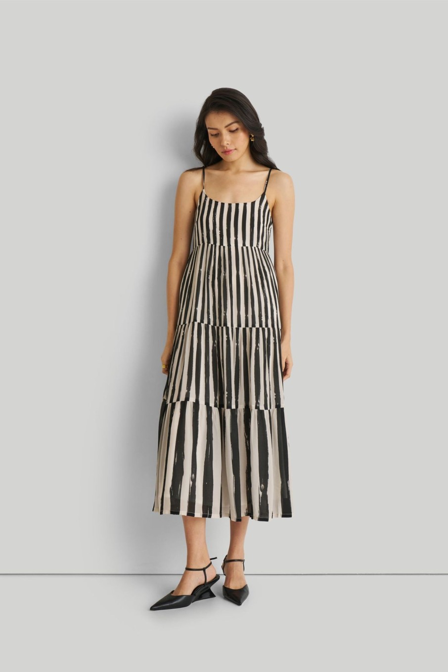 Reistor Dresses | Strappy Tiered Maxi Dress In Black Stripes Striped Down