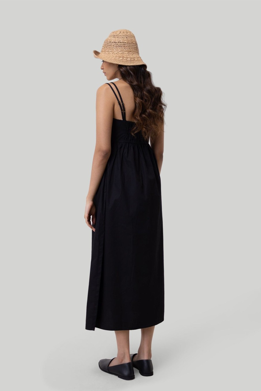 Reistor Dresses | Strappy Gathered Midi Dress In Black