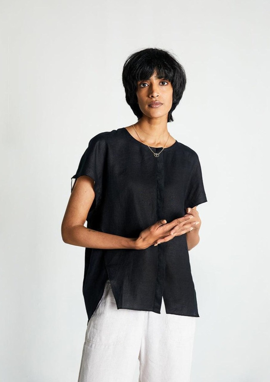 Reistor Tops | The Box Top Black